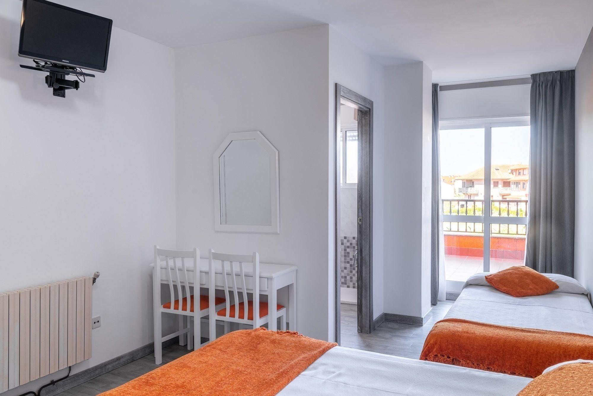 Hotel Los Naranjos A Revolta Εξωτερικό φωτογραφία