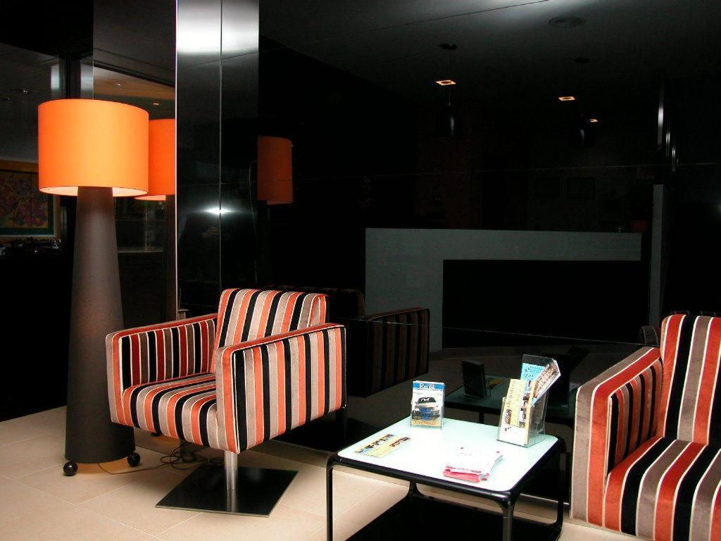 Hotel Los Naranjos A Revolta Εξωτερικό φωτογραφία